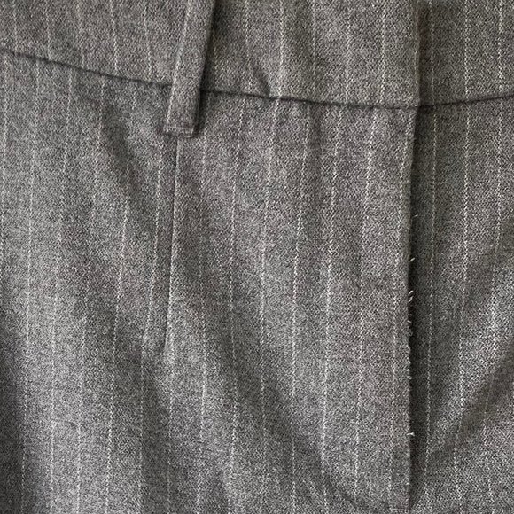 Reitmans Grey Wide Leg High Rise Pinstripe Pants - Picture 5 of 5
